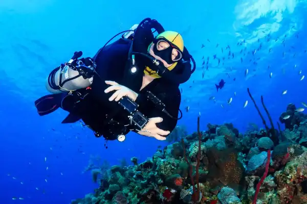 Solo Diver Course - Develop self-reliance underwater